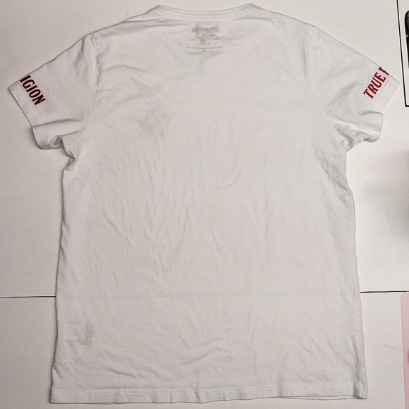 True Religion V-Cut T-Shirt (Women's Large) (White, Maroon) - Picture 2 of 5